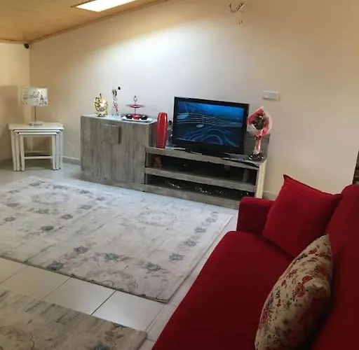 Woodengate 페티예